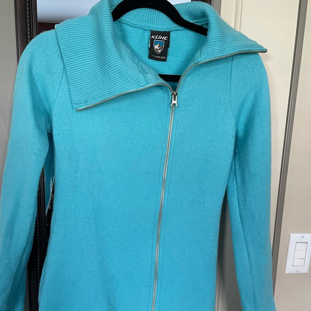 Kuhl 100% Merino sweater
